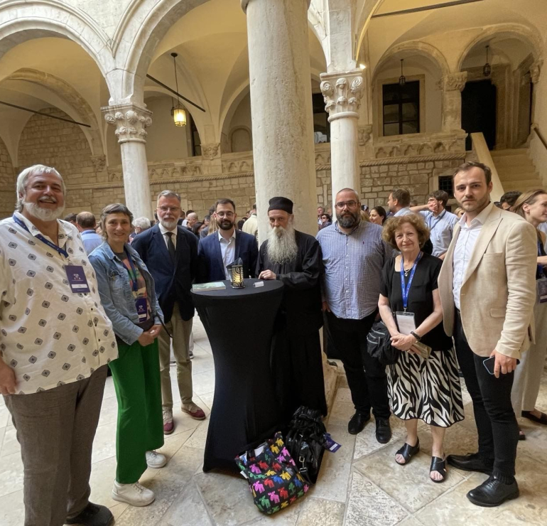 Srpska delegacija na plenarnom zasedanju IHRA u Dubrovniku