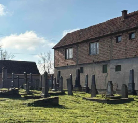Obnovljeno jevrejsko groblje u Sremskoj Mitrovici