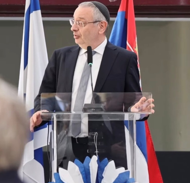 Predsednik Vučić čestitao rabinu praznik Roš Ašana